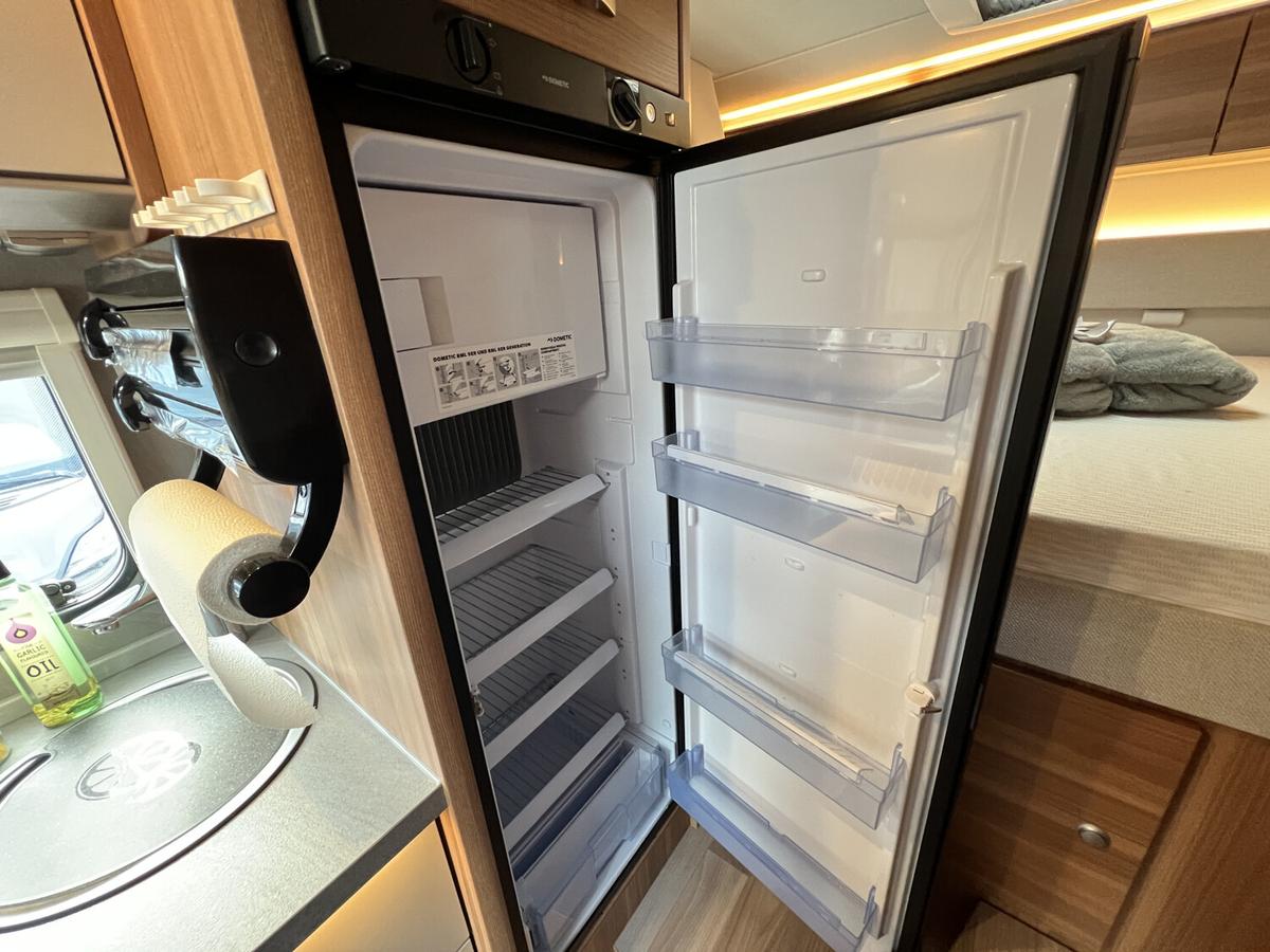 Weinsberg Andere Pepper+Markise+Lithium+Solar+TV