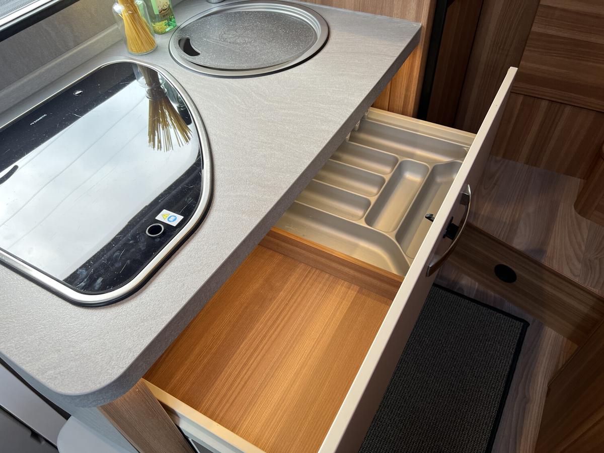Weinsberg Andere Pepper+Markise+Lithium+Solar+TV