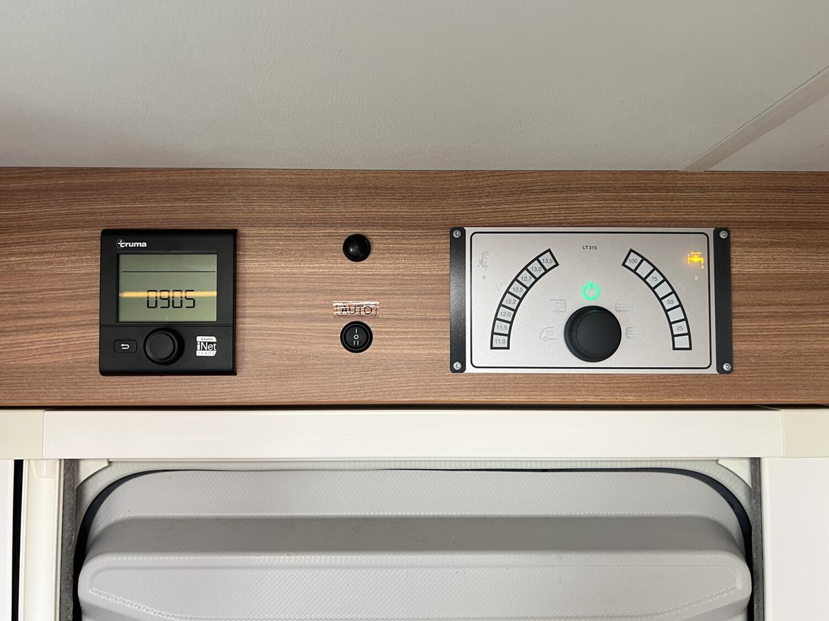 Weinsberg Andere Pepper+Markise+Lithium+Solar+TV