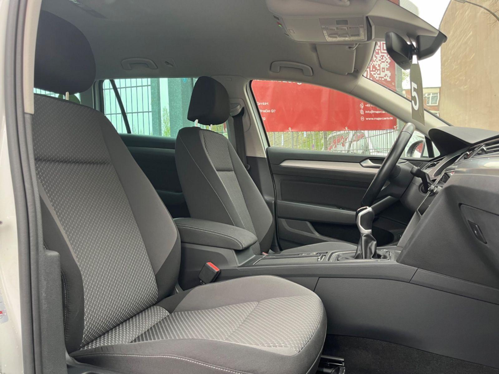Volkswagen Passat Variant NAVI*ACC*LED*KAMERA*LANE*SHZ