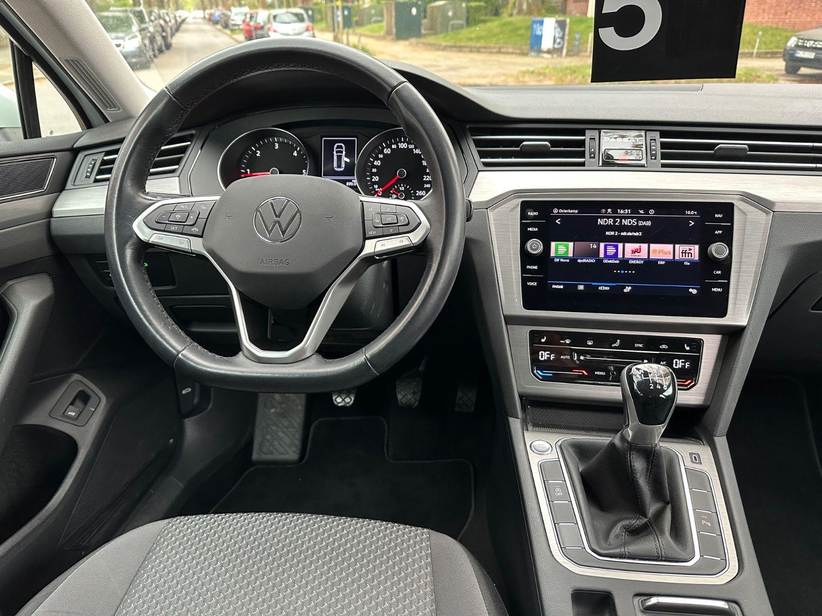 Volkswagen Passat Variant NAVI*ACC*LED*KAMERA*LANE*SHZ