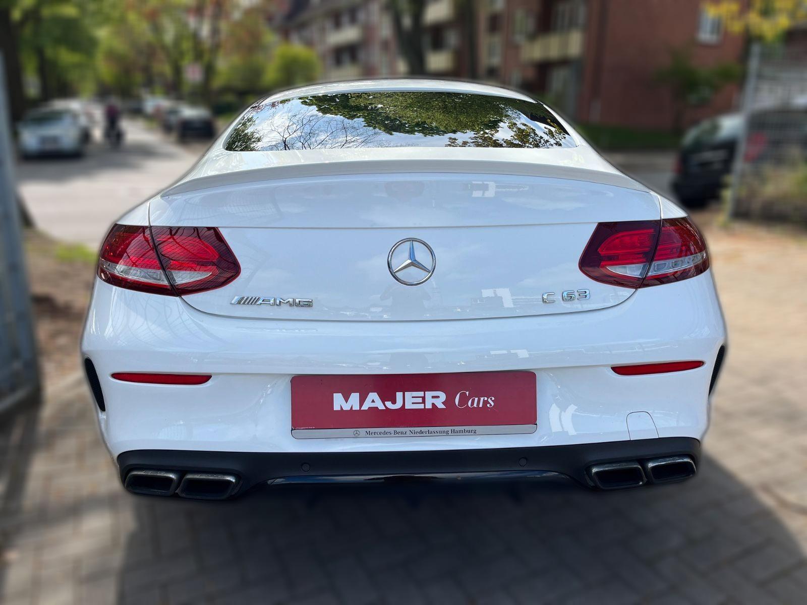 Mercedes-Benz C 63 AMG Coupe LED*CARPLAY*KAMERA*2.HAND