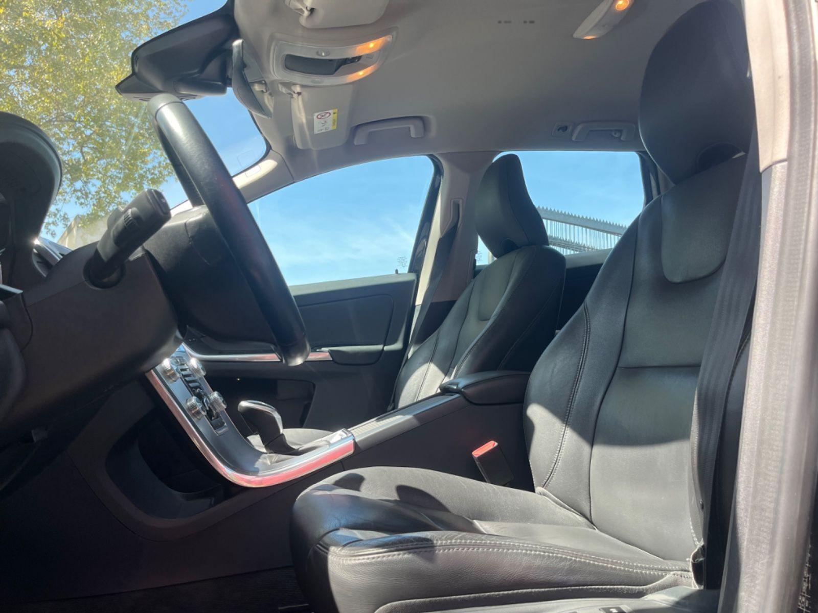 Volvo XC60 D4 Summum KAMERA*VOLLLEDER*XENON*MEMORY*
