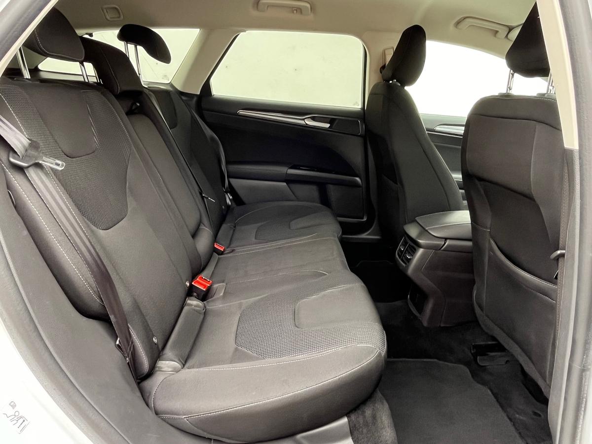 Ford Mondeo 2.0 EcoBlue Titanium Facelift  NAVI LED R-CAM