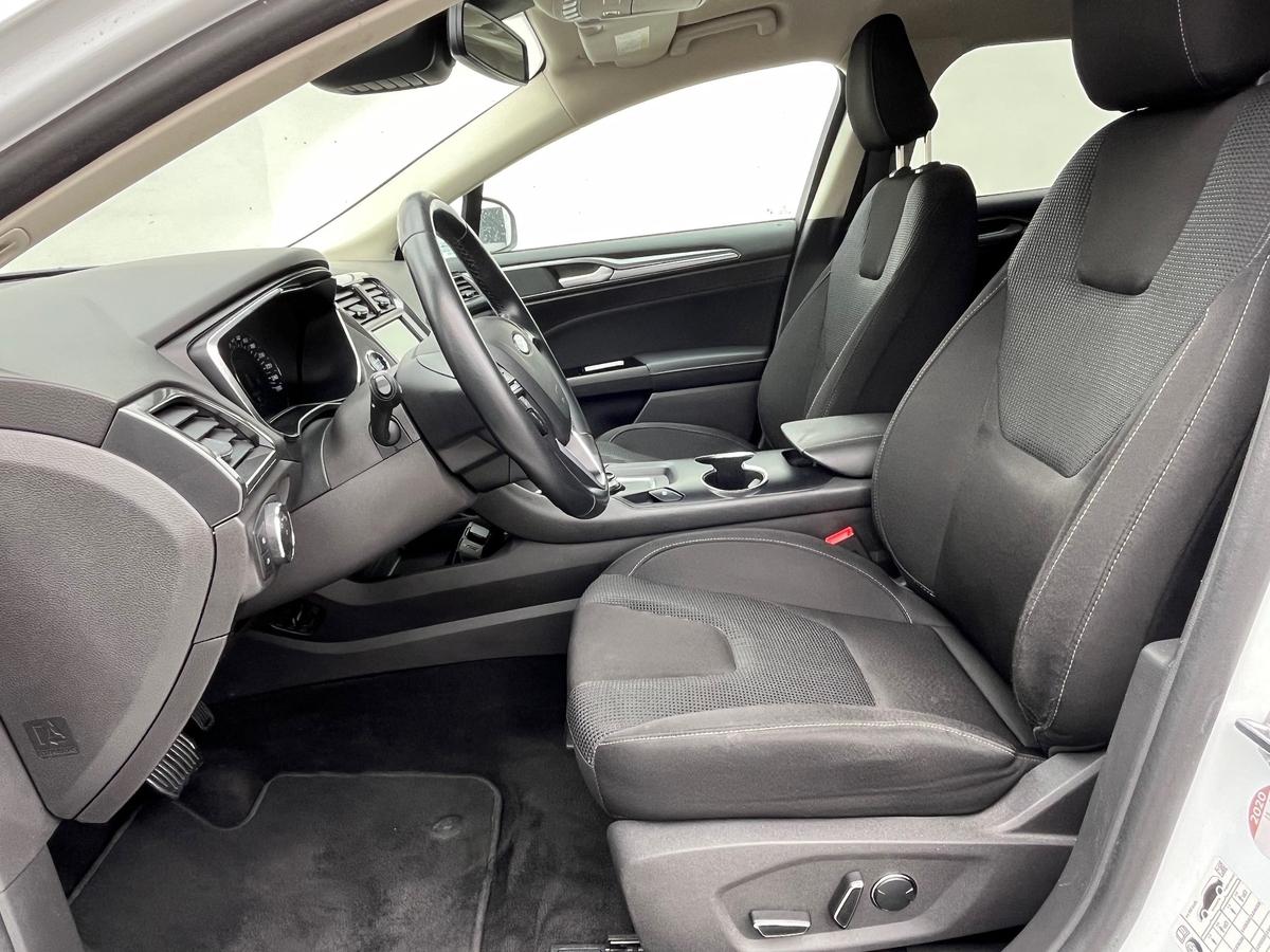 Ford Mondeo 2.0 EcoBlue Titanium Facelift  NAVI LED R-CAM