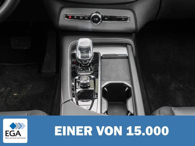 Volvo XC90 Plus Bright Recharge Plug-In Hybrid AWD T8 Twin Engine EU6d 7-Sitzer StandH