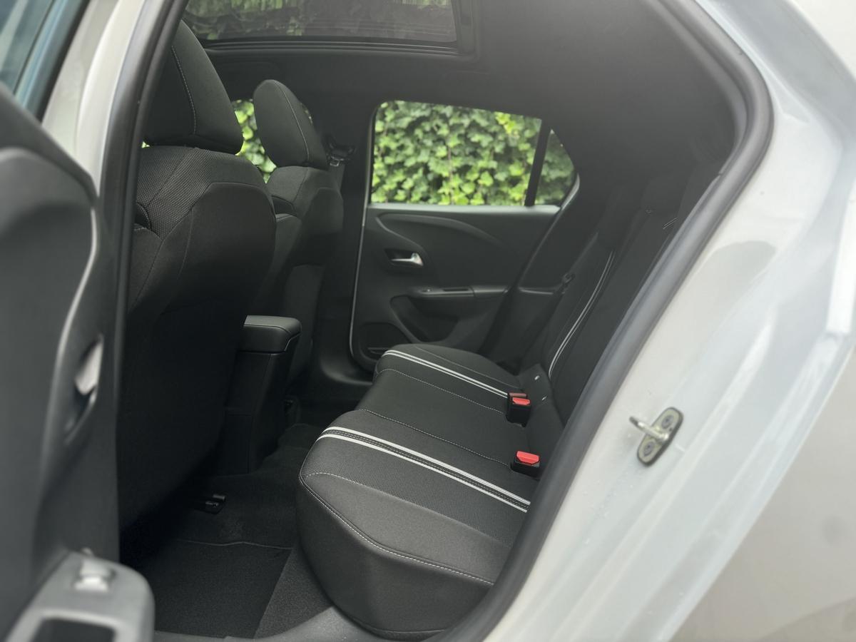 Opel Corsa F 1.2 Turbo GS Line /LED/PANO/ KAMERA/SHZ/ACC/TEMPOMAT