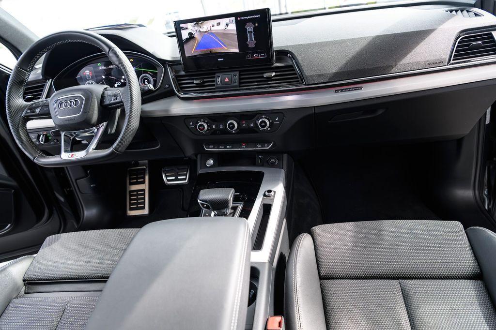 Audi Q5 40 TDI S line +AHK+KAMERA+LED+NAVI+APP+CARBON