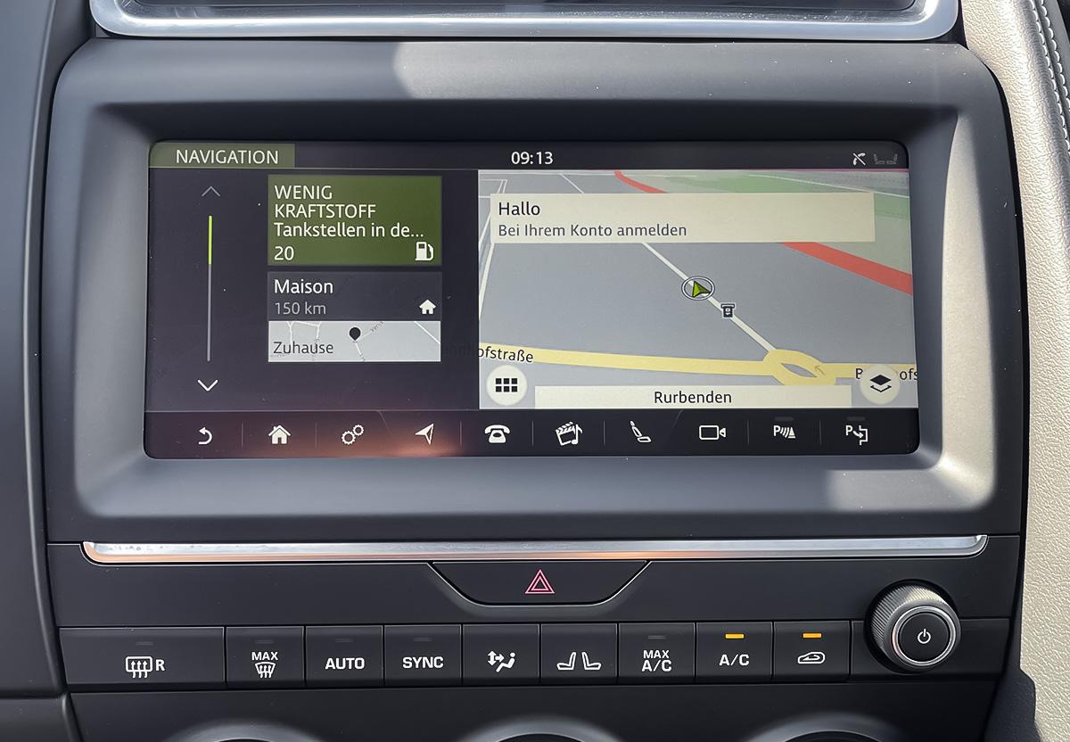 Jaguar E-Pace D240 R-Dynamic PANO SHZ NAVI RFK LED MERIDIAN