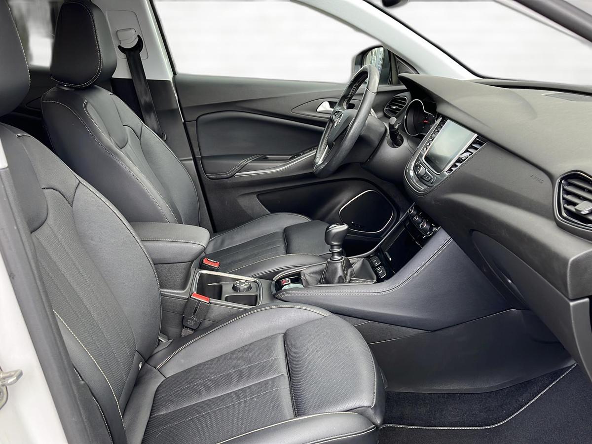 Opel Grandland X 1.2 Turbo Ultimate *LED*Leder*SHZ*Navi*RFK*