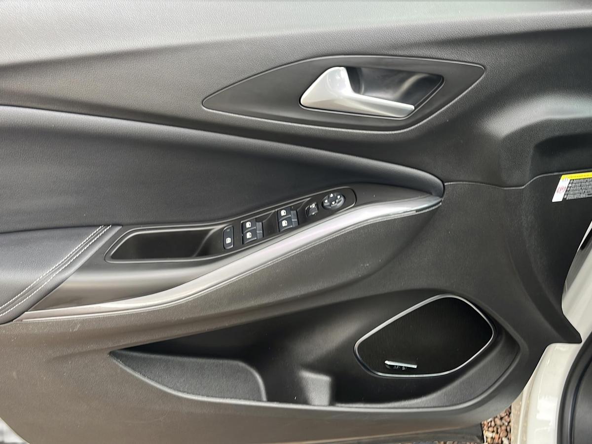 Opel Grandland X 1.2 Turbo Ultimate *LED*Leder*SHZ*Navi*RFK*