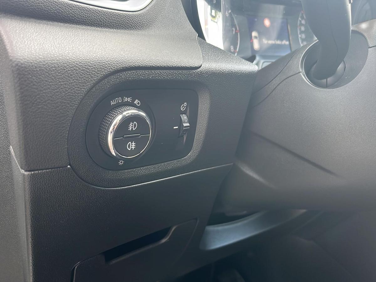 Opel Grandland X 1.2 Turbo Ultimate *LED*Leder*SHZ*Navi*RFK*
