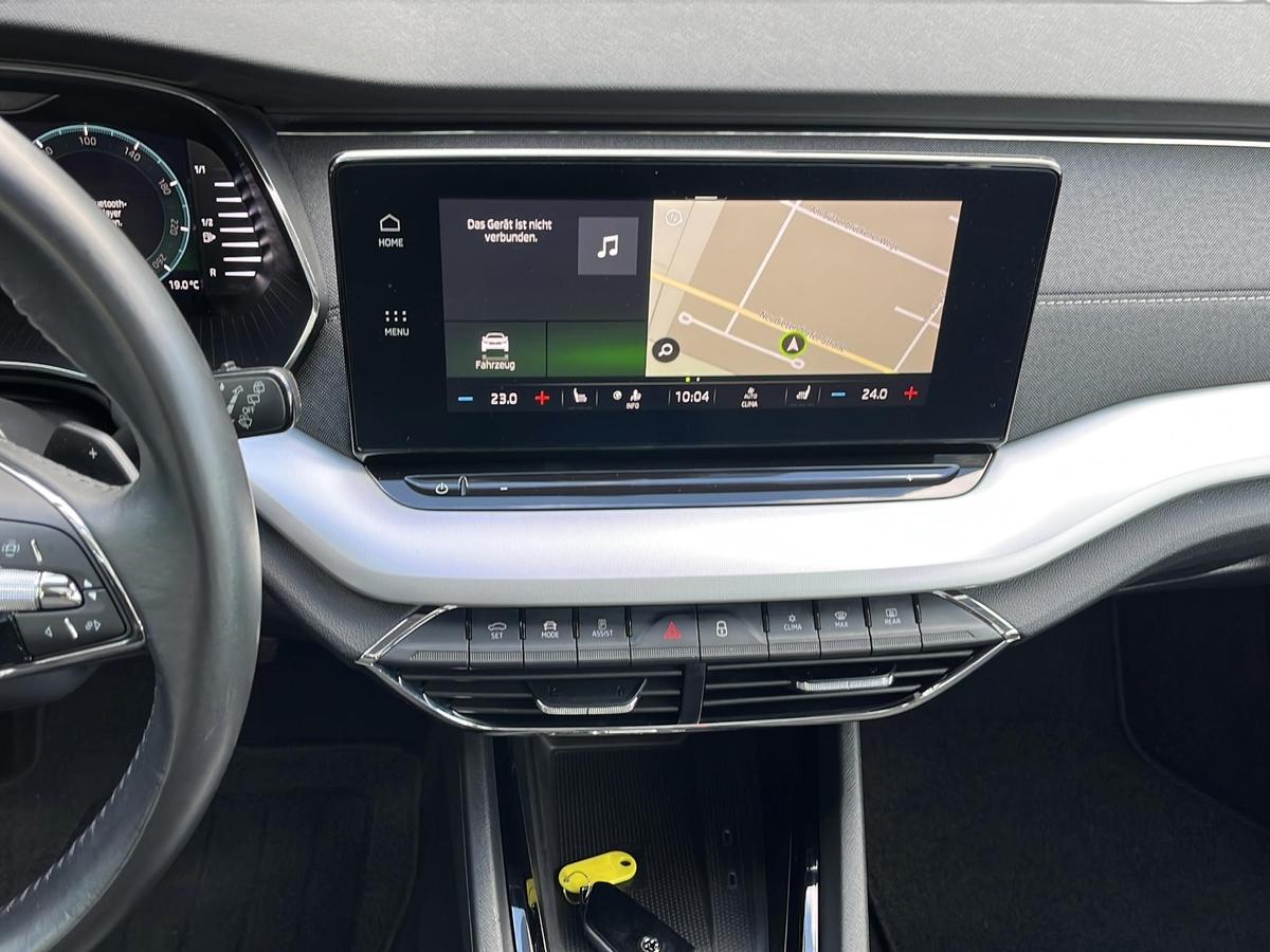 Skoda Octavia Combi 2.0 TDI *LED*Navi*Pano*DSG*SHZ*