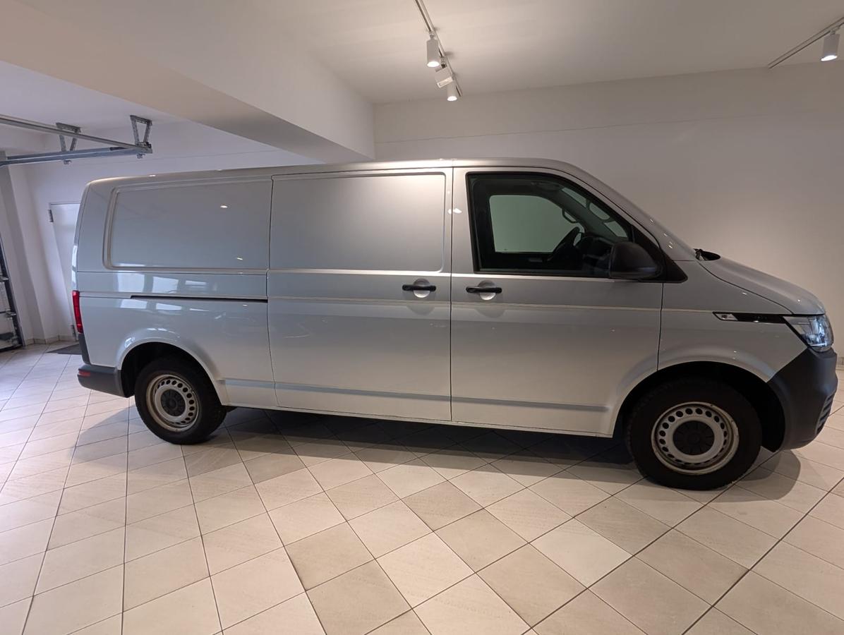 Volkswagen T6 Transporter T6.1 lang NAVI PDC SHZ APP 1.Hand