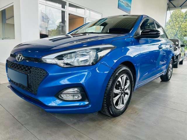 Hyundai i20 1.2 16V KAT Advantage SHZG KAMERA LENK-HZG.
