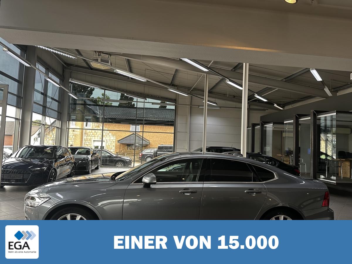 Volvo S90  D4 Momentum LED Navi RCam CarPlay KeyLess