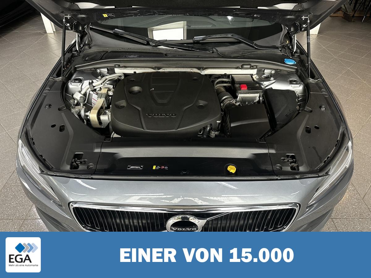 Volvo S90  D4 Momentum LED Navi RCam CarPlay KeyLess