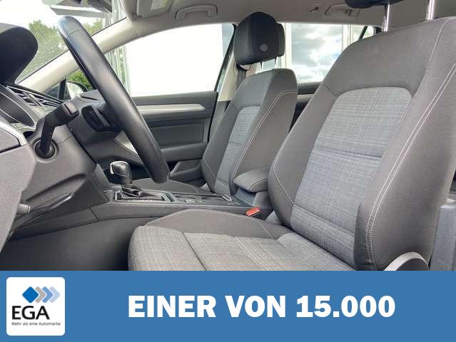 Volkswagen Passat Variant 2.0 TDI DSG BUSINESS NAVI+STANDHE