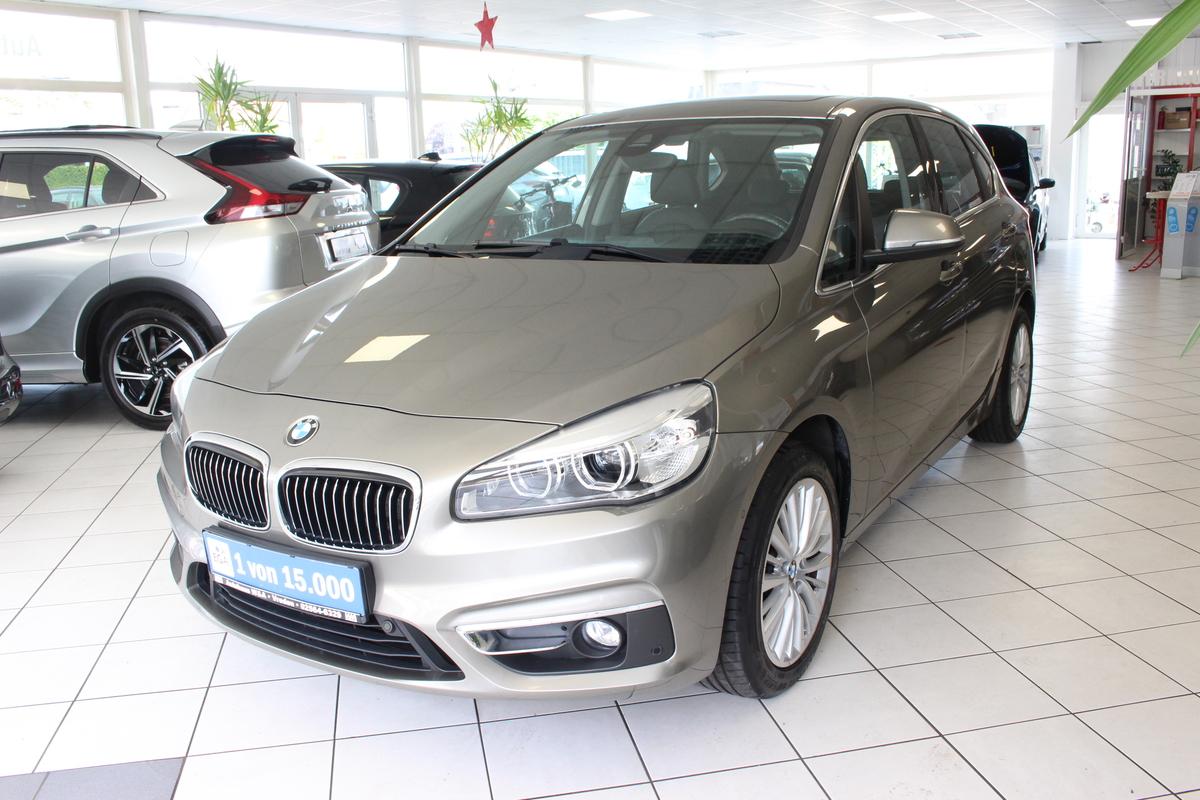 BMW 220 Active Tourer Luxury Line/NAVI/LEDER/PANORAMA