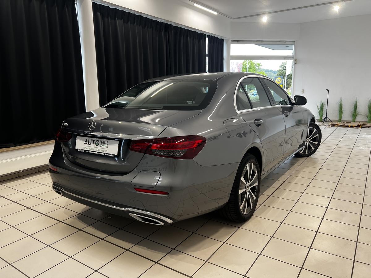 Mercedes-Benz E 300 E300e CarPlay*Kamera*NAVI*Burmester