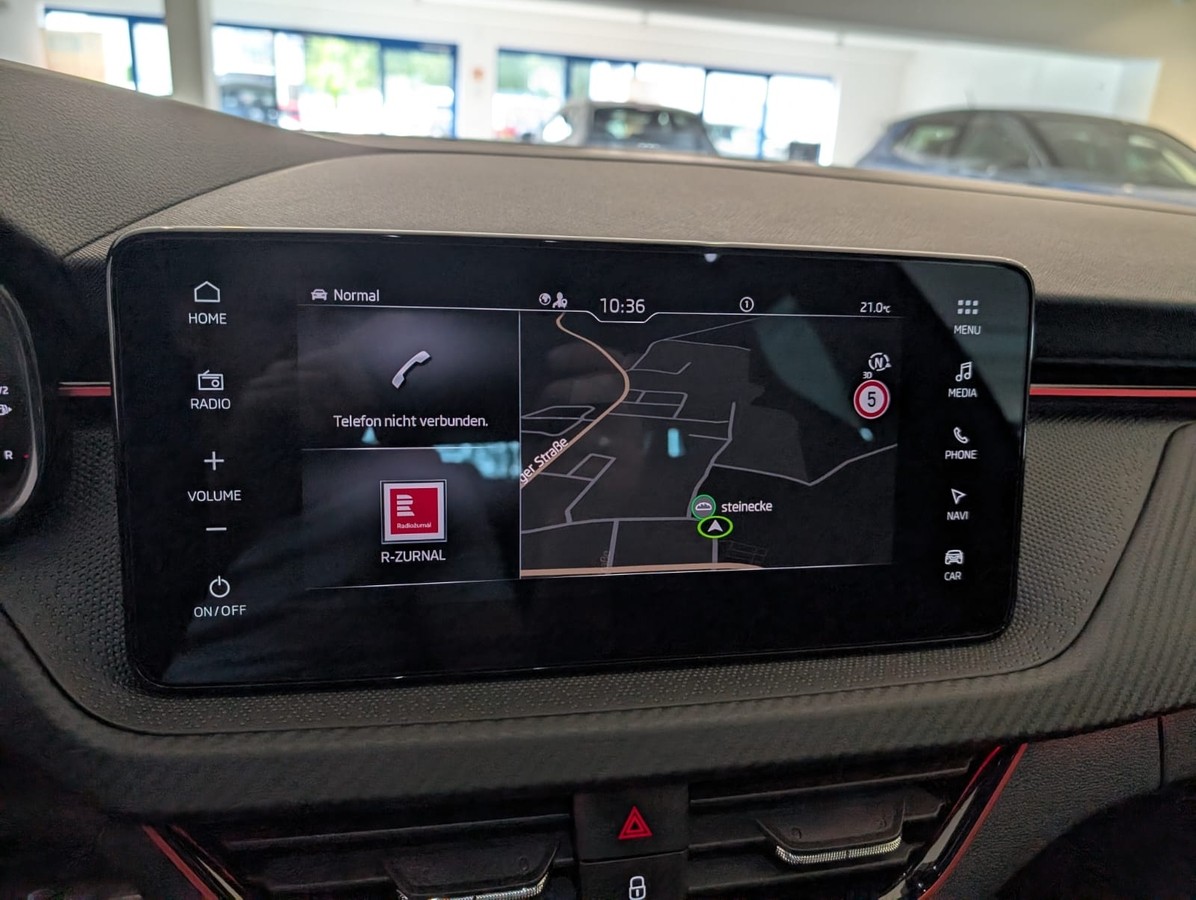 Skoda Scala Monte Carlo AHK NAVI PANO 5J.Garantie 