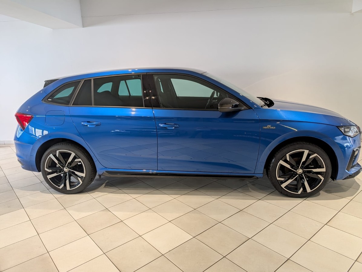 Skoda Scala Monte Carlo AHK NAVI PANO 5J.Garantie 