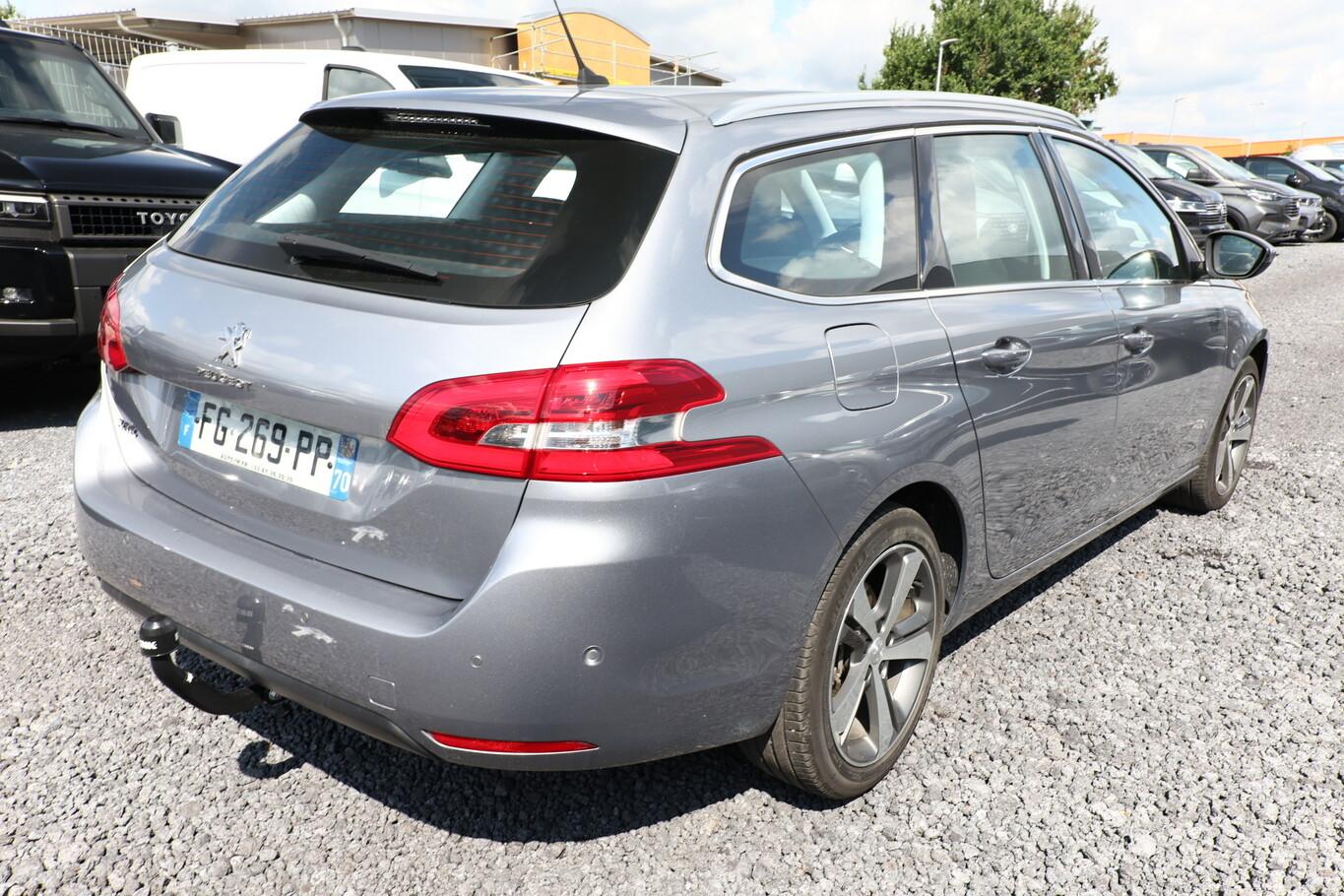 Peugeot 308 SW 1.2 PureTech 130 Allure Nav SHZ PDC KeyL
