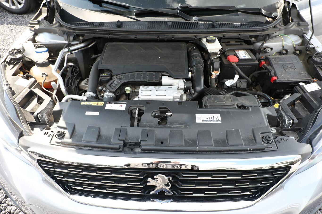 Peugeot 308 SW 1.2 PureTech 130 Allure Nav SHZ PDC KeyL