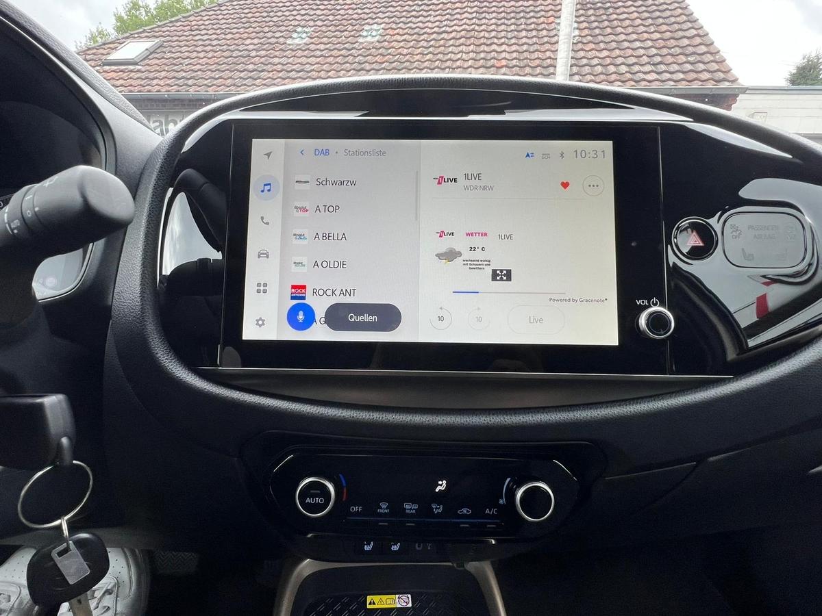 Toyota Aygo X 1.0 Automatik - R.Kam + PDC v+h - Sitzhzg - Navi - 
