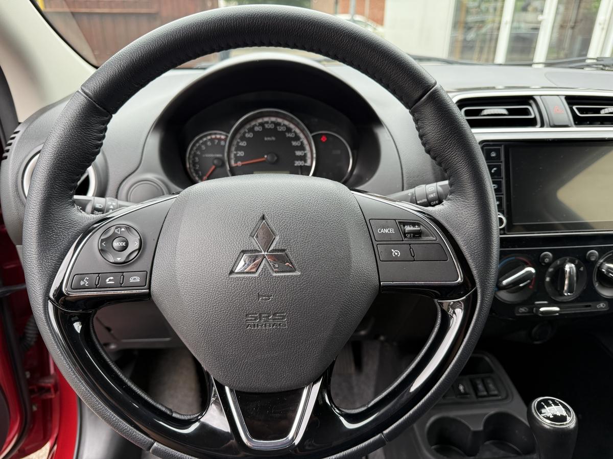 Mitsubishi Space Star 1.2 Select Plus MT. GJR. Seitenschutzleisten