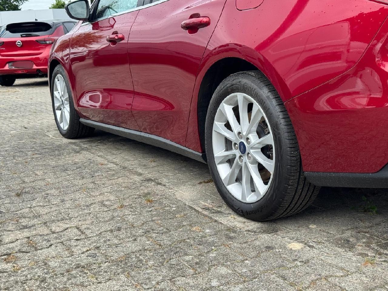 Ford Focus Turnier Titanium
