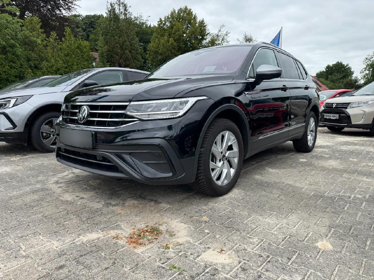 Volkswagen Tiguan Allspace Life 4Motion *7Sitze-HUD-AHK-GJR