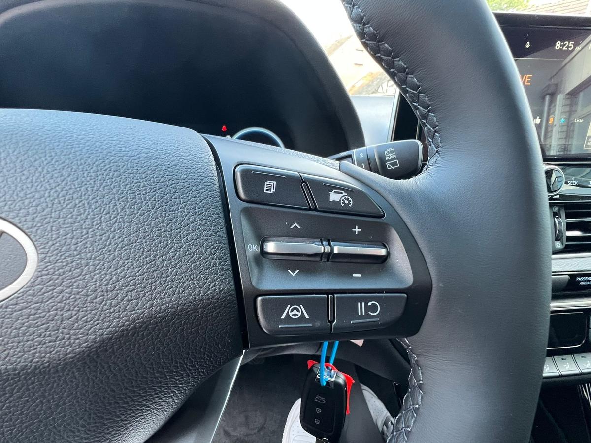 Hyundai i30 1.0 T-GDI Go Plus - Navi - PDC - R.Kam - Sitzhzg 