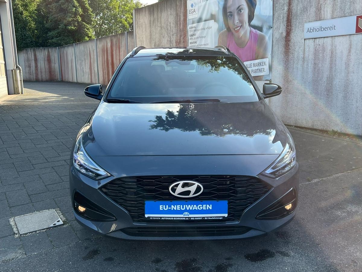 Hyundai i30 1.0 T-GDI Go Plus - Navi - PDC - R.Kam - Sitzhzg 