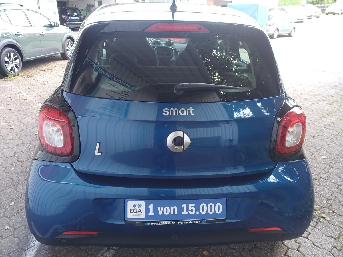 Smart ForFour Passion SHZ * PDC HINTEN * KLIMAAUTOMATIK*TEMPOMAT