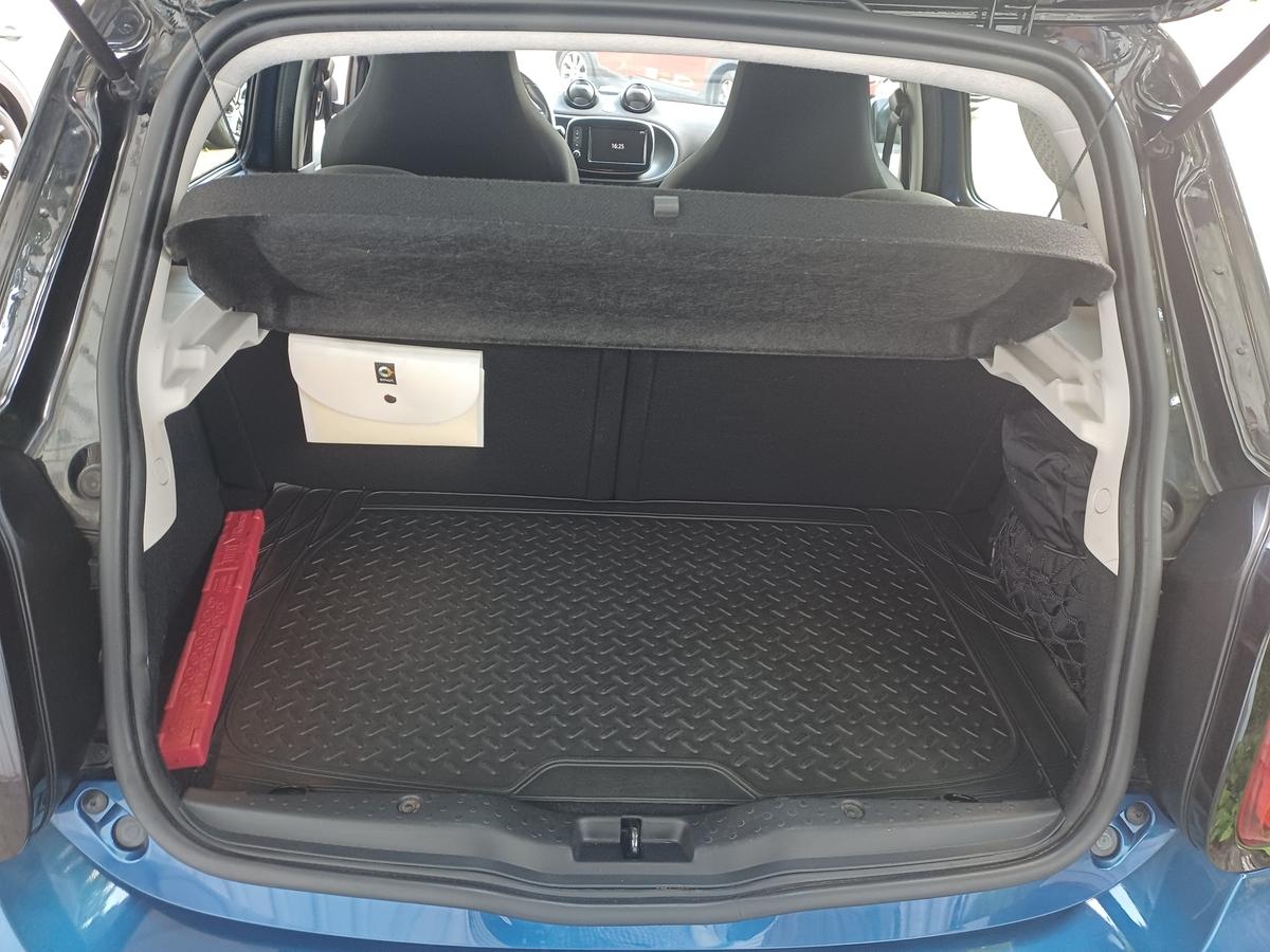 Smart ForFour Passion SHZ * PDC HINTEN * KLIMAAUTOMATIK*TEMPOMAT