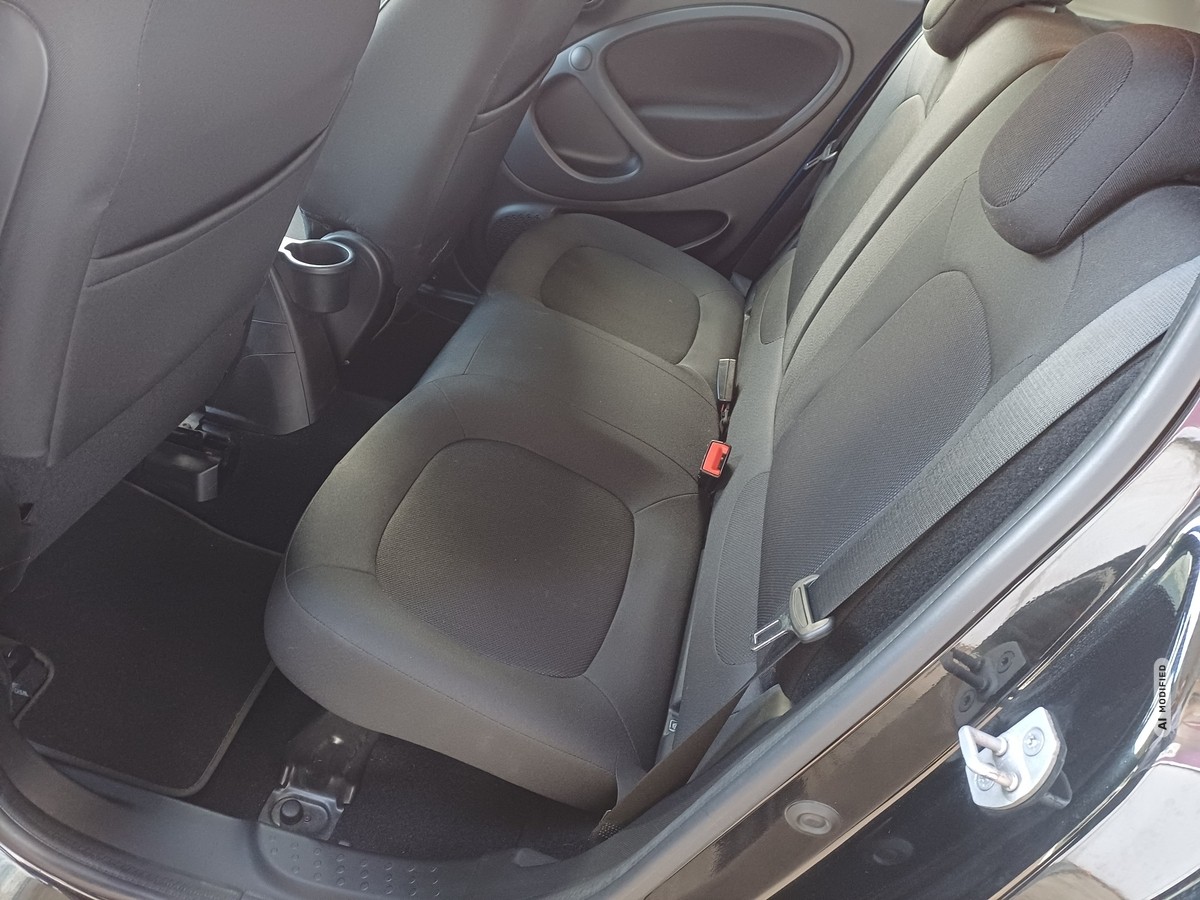 Smart ForFour Passion SHZ * PDC HINTEN * KLIMAAUTOMATIK*TEMPOMAT