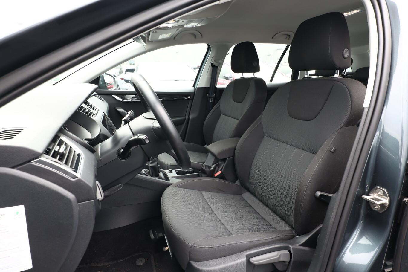 Skoda Octavia 1.5 TSI 150 Style SmartLi PDC
