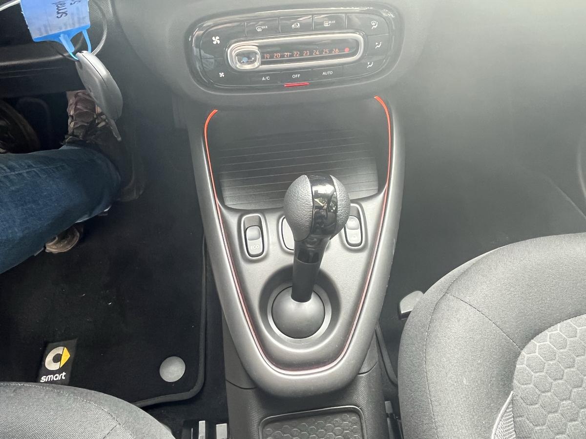 Smart ForTwo EQ cabrio*EXCLUSIVE*22kW*CAM*MEDIA*SHZ*ALU*ALLW*LED*