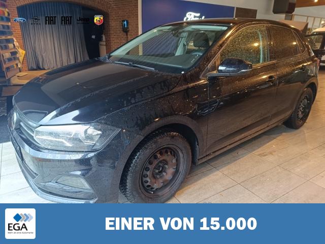 Volkswagen Polo COMFORTLINE NAVI / PDC / GJR / SHZ