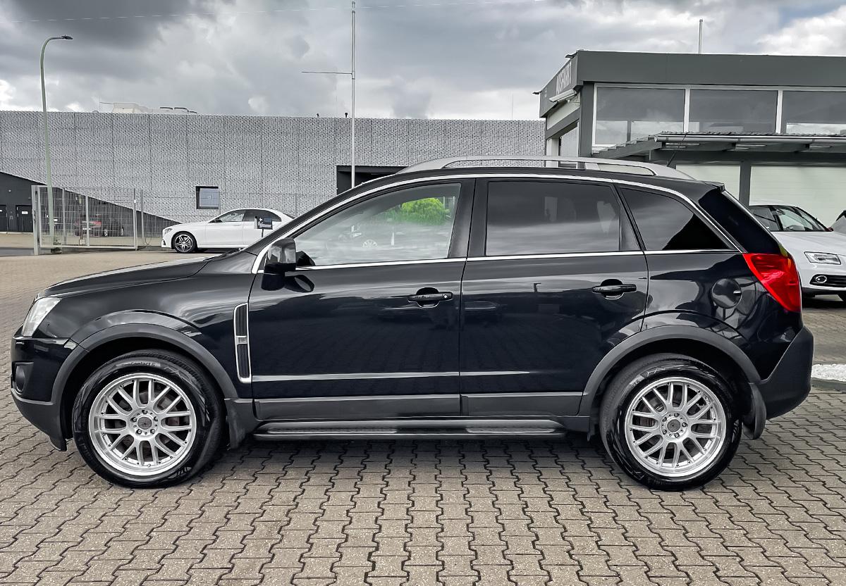 Opel Antara 2.2 CDTI Design Ed. 4x2 AHK SHZ 