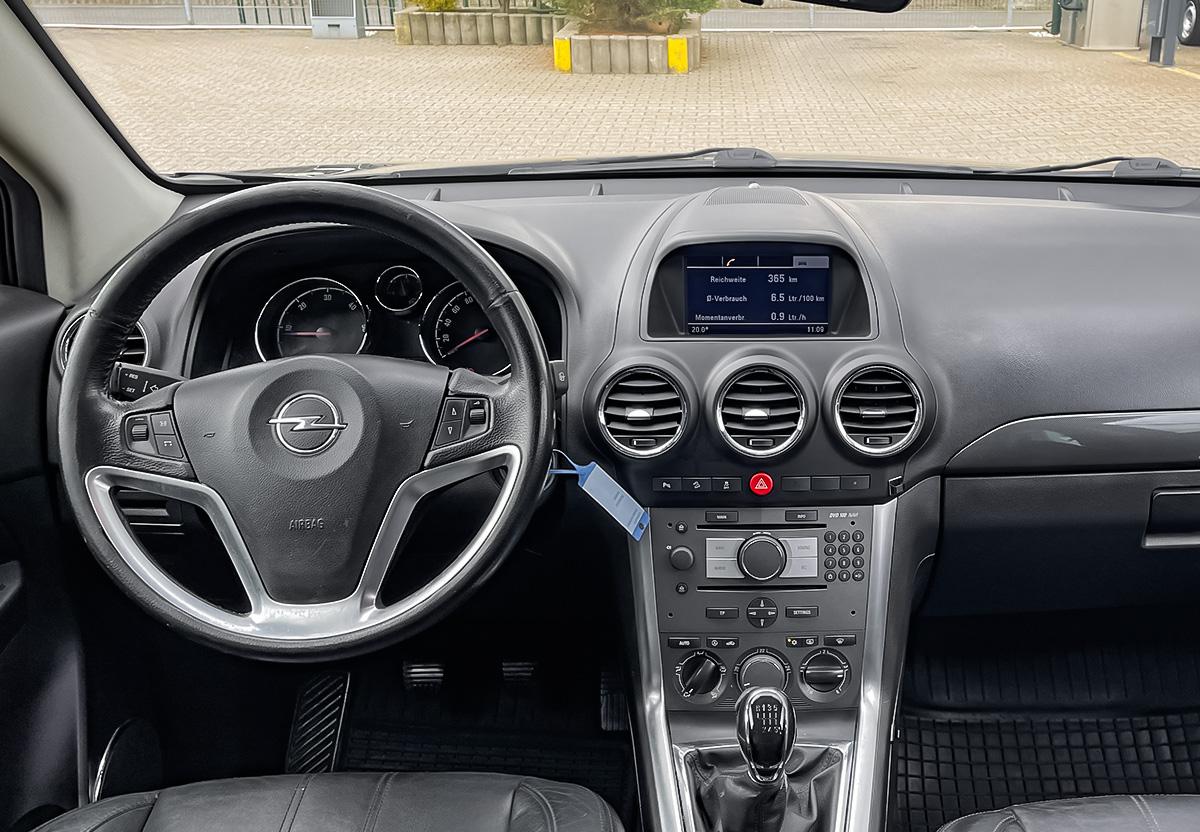 Opel Antara 2.2 CDTI Design Ed. 4x2 AHK SHZ 