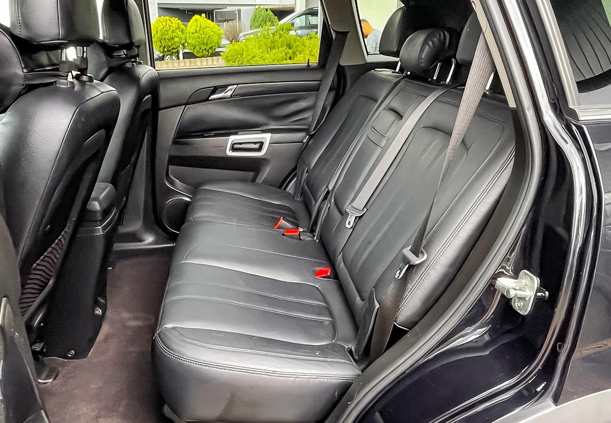 Opel Antara 2.2 CDTI Design Ed. 4x2 AHK SHZ 