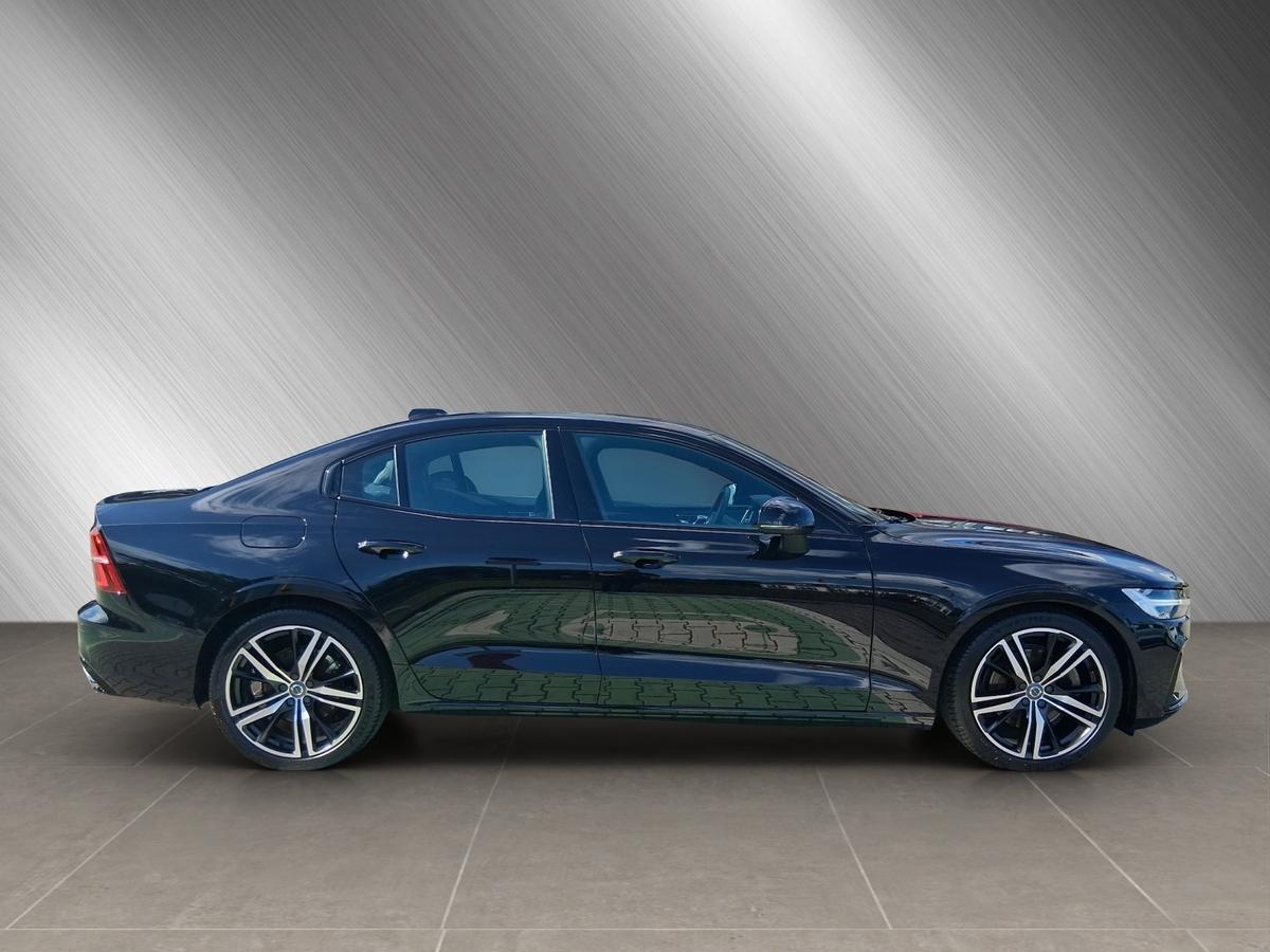 Volvo S60 R Design*PANORAMADACH*360°-CAM*HARMAN/KARDON