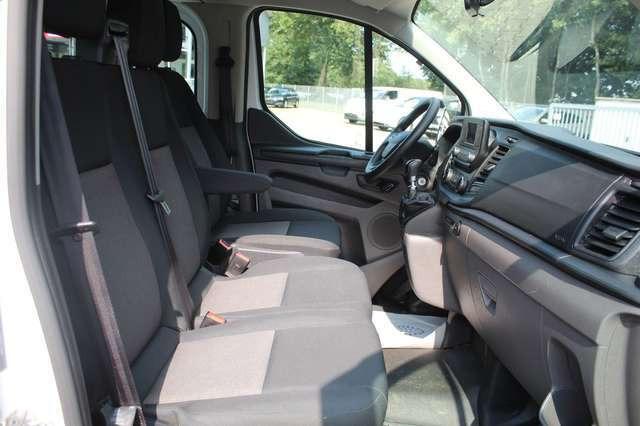 Ford Transit Custom Kombi 320 L1 (9 Sitzer)