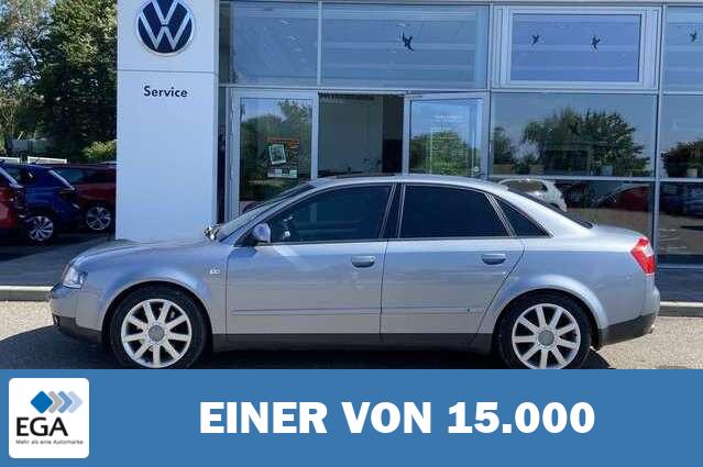 Audi A4 Lim. 2.4 Multitronic S-Line XENON+AHK+17