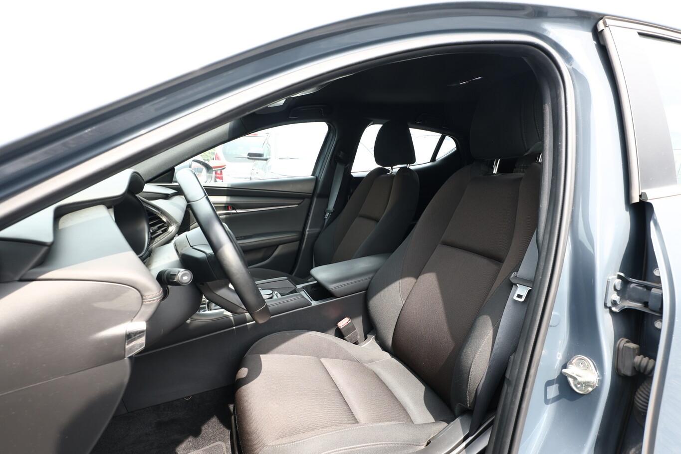 Mazda 3 SKYACTIV-G 2.0 M-HYBRID 150 Selection LED Nav