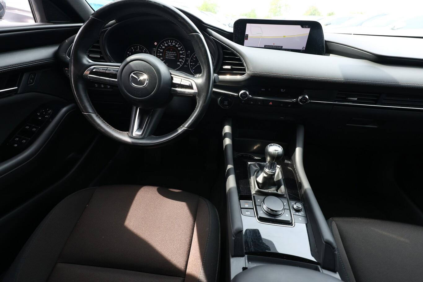 Mazda 3 SKYACTIV-G 2.0 M-HYBRID 150 Selection LED Nav