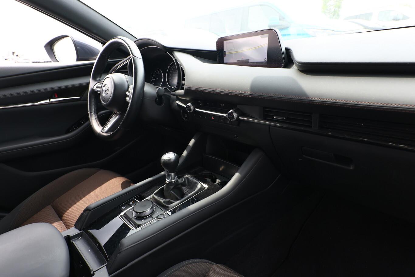 Mazda 3 SKYACTIV-G 2.0 M-HYBRID 150 Selection LED Nav