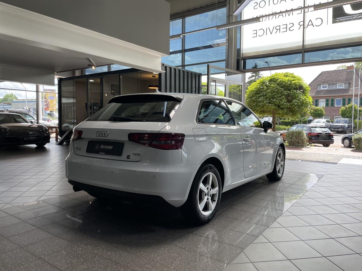 Audi A3 1.2 TFSI Attraction SHZ PDC Navi AHK